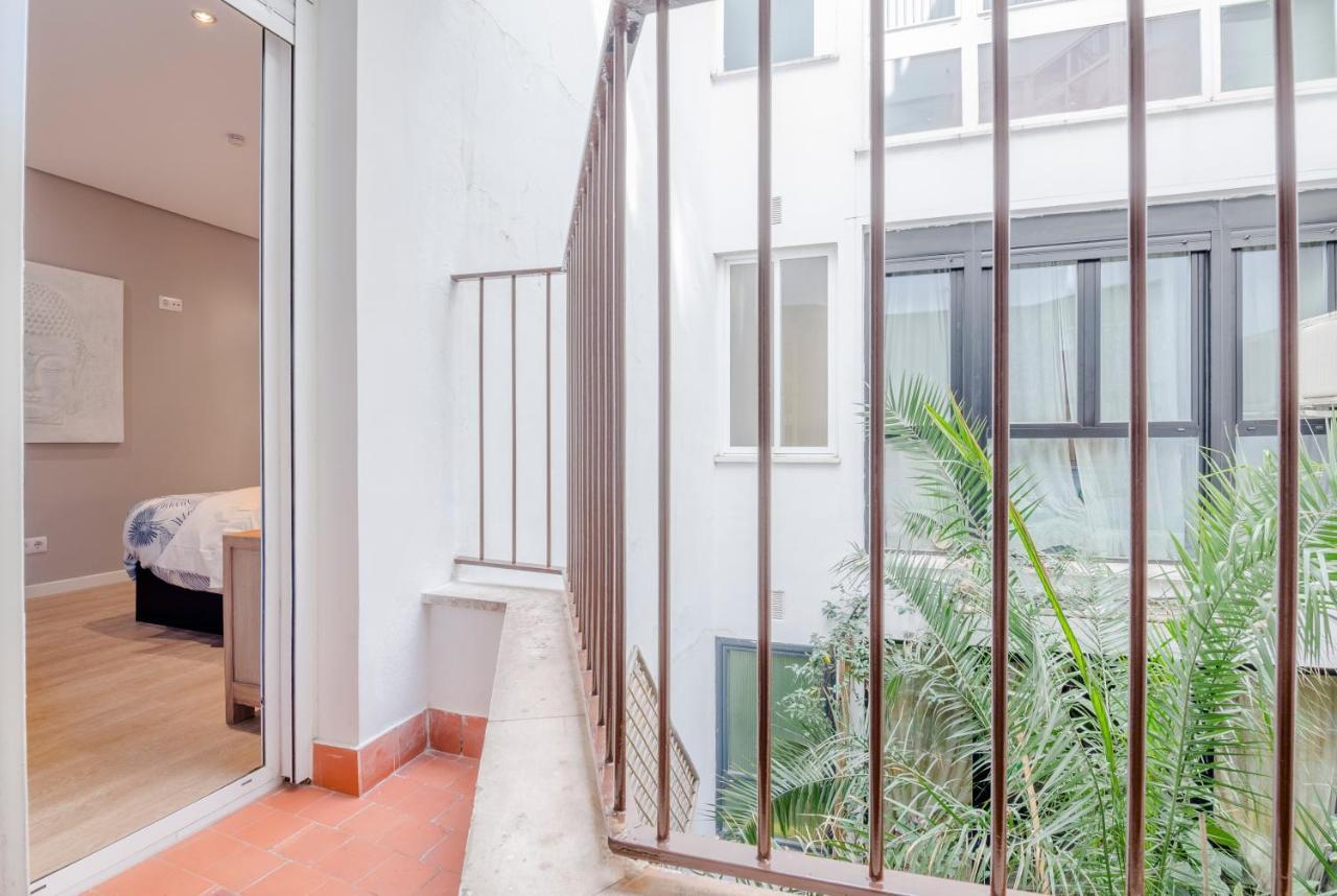 Descalzas Reales Apartment Мадрид Екстериор снимка